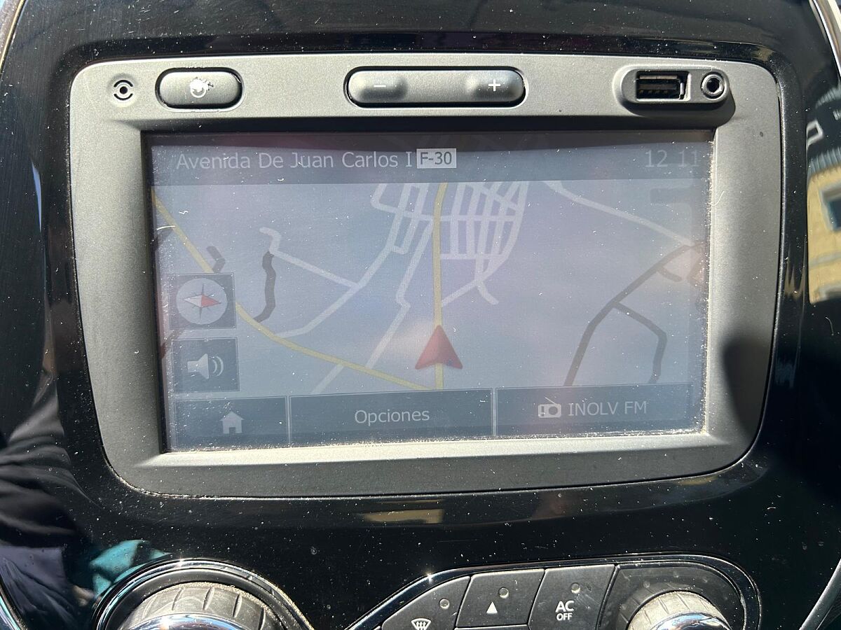 RENAULT CAPTUR ZEN 1.2 TCE AUTO SPANISH LHD IN SPAIN 98000 MILES SUPERB 2014